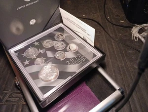 2013 United States Mint Limited Edition Silver Proof Set - Picture 1 of 2