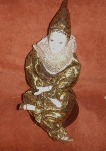 VINTAGE Karneval Harlekin Narr Puppe drehbare BOX Spieluhr zum Aufziehen #13 - Bild 1 von 2