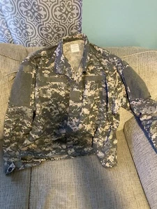 ARMY Combat Uniform Utility Coat Propper International L-S - Picture 1 of 3
