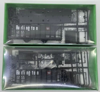 HO Lot of 2 Bowser Burlington 70 Ton 2-Bay Covered Hopper Kits CB&Q Set #1 - Image 1 of 3