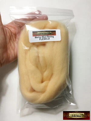 HR021-030 MOREZMORE YELLOW FLESH 30g  1oz Merino Needle Felting Wool Roving - Image 1 of 4