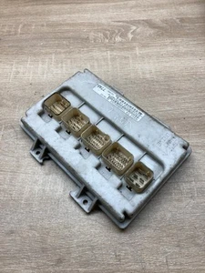 p04748077af 04748077af central body control module chrysler grand voyager iv - Picture 1 of 7