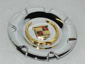 MC2 CADILLAC SRX 18" WHEEL RIM CENTER CAP 4581 4594 MC2-C4581 GOLD WREATH CREST - Picture 1 of 2
