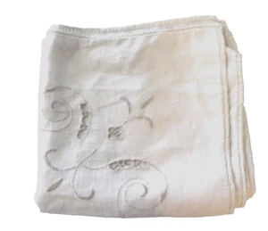 Vintage Linen Embroidered Tablecloth Floral Cutwork Cream Ivory 34" x 33" - Picture 1 of 7