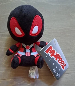 MARVEL FUNKO MOPEEZ BLACK DEADPOOL PLUSH 2015 NEW - Picture 1 of 8