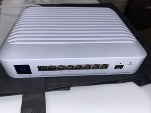 Ubiquiti Networks Enterprise 8-Port Multi-Gigabit Layer 3 PoE Switch - Picture 1 of 12