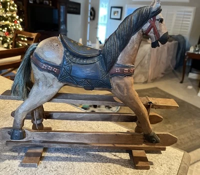 老式木制摇马手工雕刻 14x13 手绘发尾。 很好! — 第 1/4 张图片