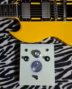 Guitar  Pedal Sputnik STUTTER FUZZ  - Picture 1 of 4