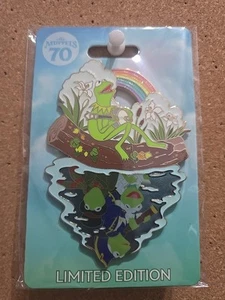 Disney WDI MOG Muppets 70° Spille Kermit Arcobaleno Spilla Riflesso LE 250 - Foto 1 di 1