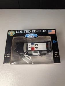 New Gearbox 1:43 Limited Edition Ford Expedition Police Car Tustin, 1/500 - Picture 1 of 10