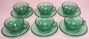Vintage Green Tea Cups Glass 12pcs Cups & Saucers Set MCM Arcoroc Made in France - Picture 1 of 8