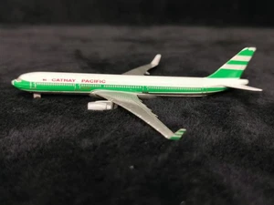 Cathay Pacific Airlines Airbus A330 Schabak 1:600 Scale Diecast Aircraft Display - Foto 1 di 5