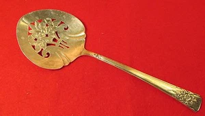 Int. Sterling Mountain Rose Tomato Server - Picture 1 of 1