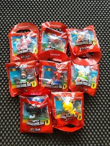 Nintendo Super Mario Bros WII Suntory Keychain Figures Rare Promo NES WII 3DS - Picture 1 of 13