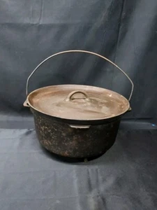 OLD Wagner Ware "A" Tite-Top 3 Legged Chuck Wagon Dutch Oven & Lid Pat’d 1920 - Picture 1 of 22