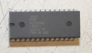 (312) STMicroelectronics M27C256B-90B1 32K X 8 OTPROM 90 ns PDIP28 - Picture 1 of 2