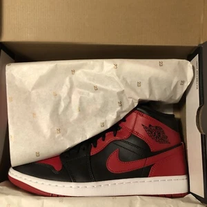 Nike Air Jordan 1 Mid Banned (2020) Size 9 554724-074 Red Black  - Picture 1 of 8