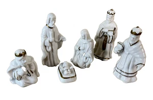Vintage White and Gold Porcelain, 6 Piece Nativity Set, Tallest Figure is 4.5" - Picture 1 of 7