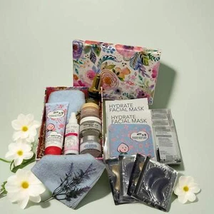 Spring Showers Premium Skincare Kit Full Hydration Self-Care Gift Box 24 pieces - Picture 1 of 4