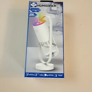 Sealy Portable Ultra Quiet Humidifier with Multi-Color Light Up Projector New - Picture 1 of 4