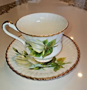 Vintage Paragon Teacup and Saucer White Roses with Gold Trim - Picture 1 of 4