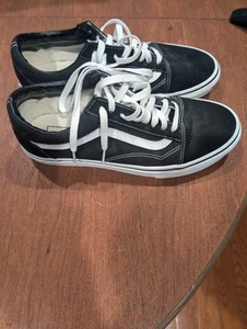 Size 9 - VANS Old Skool Black White - Picture 1 of 5