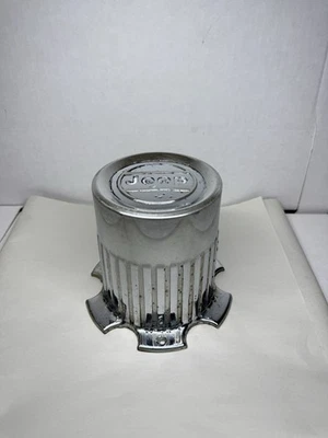 JEEP Wagoneer Cherokee 5361652 5361653 OEM Wheel Center Rim Cap Hub Cover - Image 1 of 4