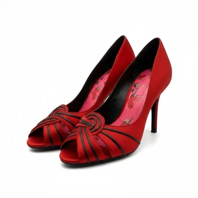 Betsey Johnson "Landen" Red Black Satin Heels Sz 8.5 NIB 4" Classic Formal Party - Image 1 of 4