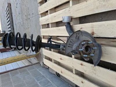 2024 GMC Acadia Driver Left Front Knee 3084800 - Image 1 of 4