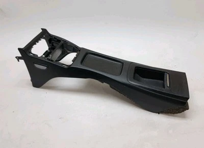 Consola trasera negra BMW 335xi 335i 328i 328xi E90 E92 cupé 51166963897 Foto 1 de 4