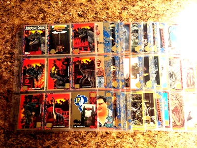 JURASSIC PARK DELUXE GOLD SERIES TRADING CARD SET 88 CARDS + 10 ART CARDS "READ" - Image 1 of 4