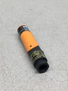 IFM Efector IAE2010-FBOA Proximity Sensor 20-250VAC - Imagen 1 de 1