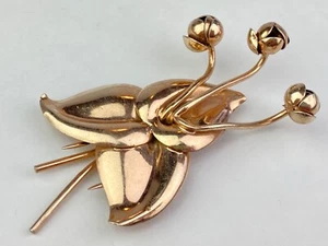 NAPIER STERLING SILVER Vermeil Vintage 3 Flower Fur Dress Clip 17.5g - Picture 1 of 8