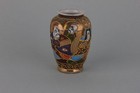 Kleine Satsuma-Vase, Japan 20.Jahrhundert - Handmalerei