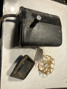 97-01/2003 2004 Suzuki Quadrunner LT 160 OEM caja de aire caja de filtro de admisión de aire - Imagen 1 de 10