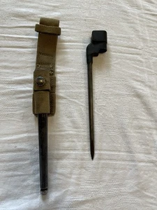 Bayoneta británica Lee Enfield Nº 4 MKII Spike de la Segunda Guerra Mundial con vaina y rana - Imagen 1 de 9