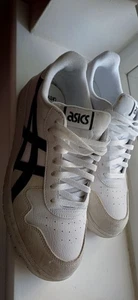 Asics Mens Trainers Low Padded Ankle Collar Leather Upper uk10 excellent conditi - Picture 1 of 8