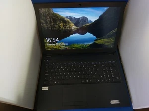 Style Note Laptop 15" 8GB RAM 240GB HDD Win 10 Pro DVD Super Drive SD Kartenslot - Bild 1 von 7