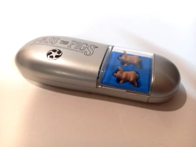 2009  Pass The Pigs Game Complete - image 1 of 4