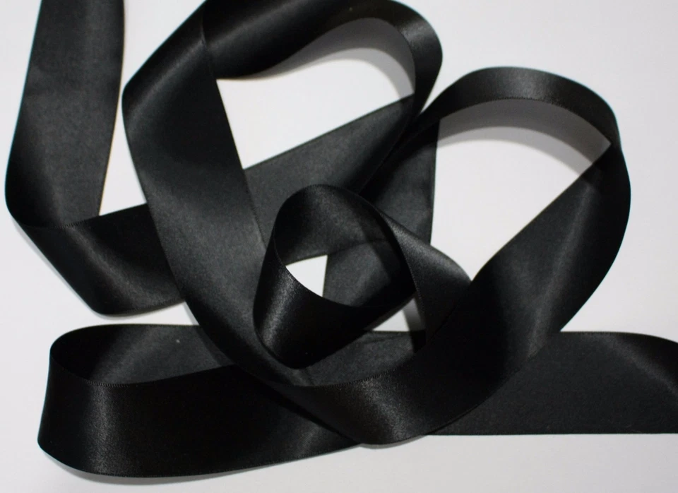 Cinta de satén de una sola cara Jasdee por yarda de ancho 1/2", 3/4", 1", 1-1/2", 2" pulgadas Foto 1 de 1