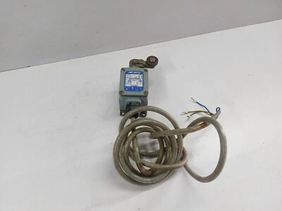 Interrupteur De Limite SQUARE D TUB4 - Photo 1/4