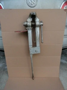 COLUMBIAN Blacksmith Post Vise No. 50 w/ Removable Jaws for Circular Stock WOW!! - Picture 1 of 12