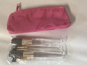 Juego de brochas de maquillaje con estuche Mary Kay rosa - Imagen 1 de 3