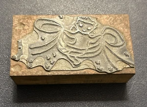 Engel fliegend mit Riesenband Weihnachten | Vintage Buchdruck Druckblock - Bild 1 von 3