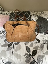 new look tan handbags