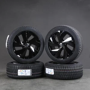 17 Zoll Winterräder original VW Golf 8 VIII Belmont 5H0601025BE Winterreifen - Bild 1 von 5