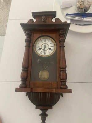 orologio a pendolo antico - Immagine 1 di 3