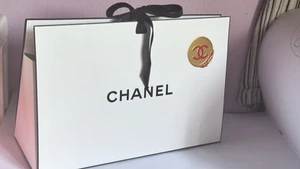 Chanel Limited Edition Chinese Lunar New Year Paper Bag Box Pouch NO CHAM In Box - Picture 1 of 8