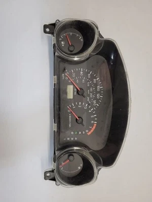 01 02 DODGE STRATUS SPEEDOMETER CLUSTER OEM 3.0L with Autostick Transmission - Image 1 of 4