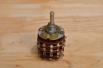 COLLINS S-Line: EMISSION SWITCH 32S-1 32S-3 KWM-2A - Image 1 of 2